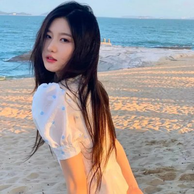 月里青山淡如画